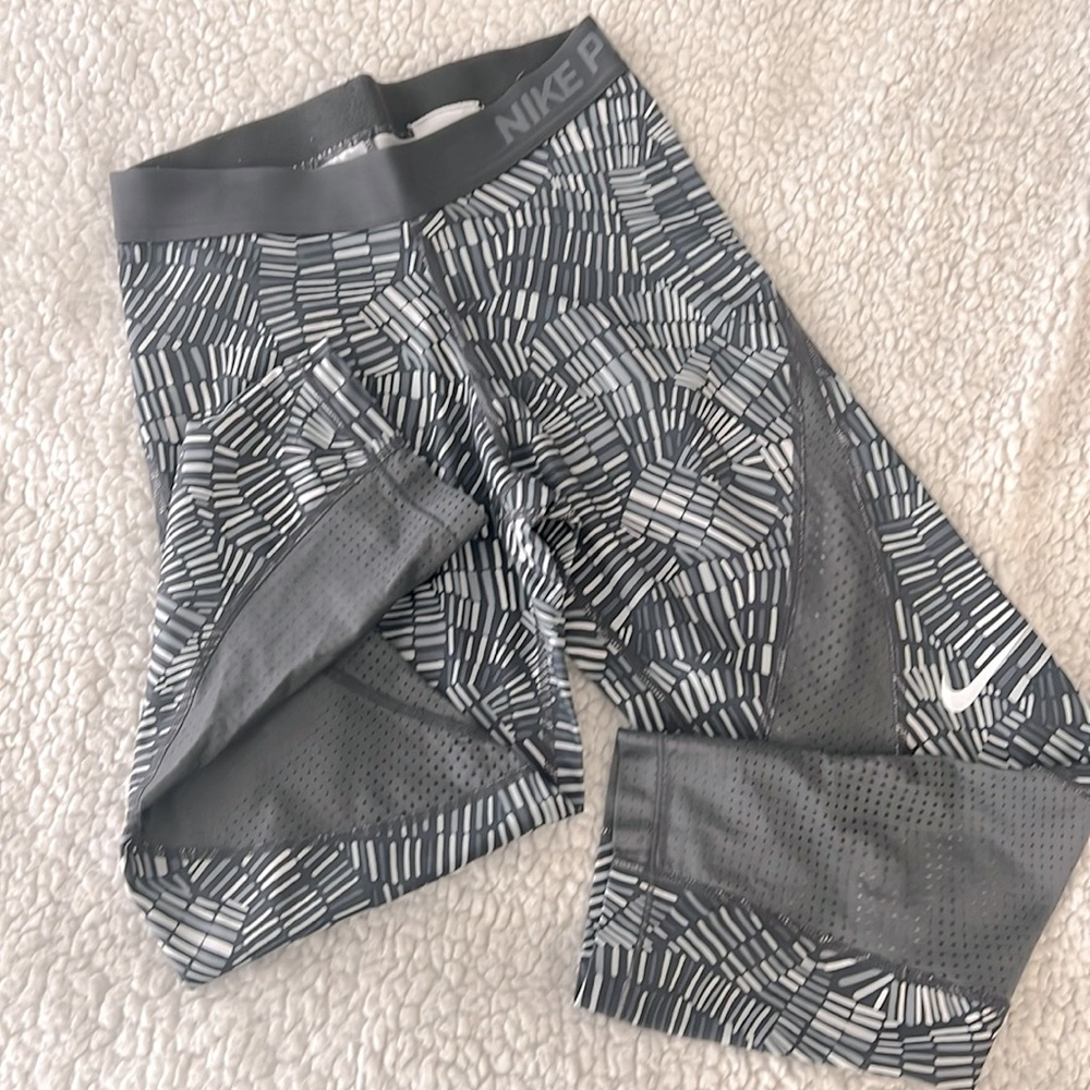 Nike Pro leggings